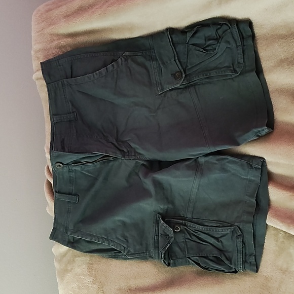 American Eagle Outfitters Other - Men's American Eagle Outfitters Cargo Shorts Barely Worn
